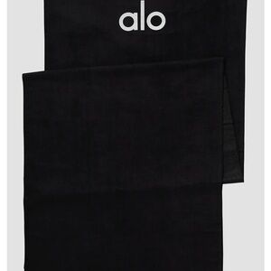 Alo Black Yoga Towel